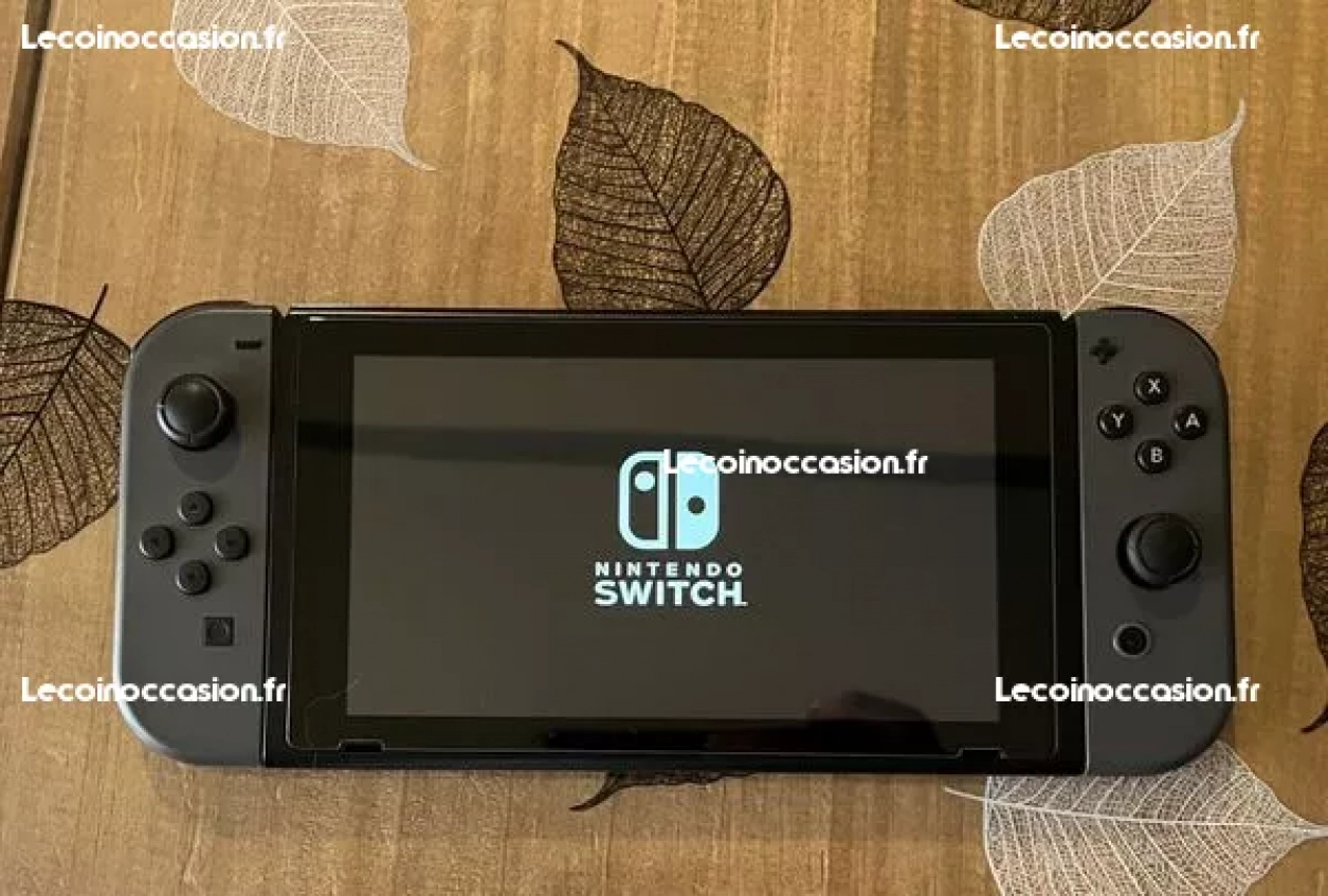 Nintendo Switch d'occasion comme neuf