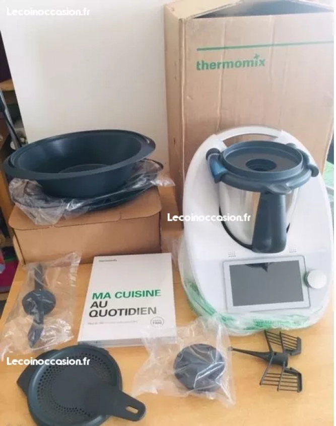 Thermomix Vorwerk TM6 Avec accessoires