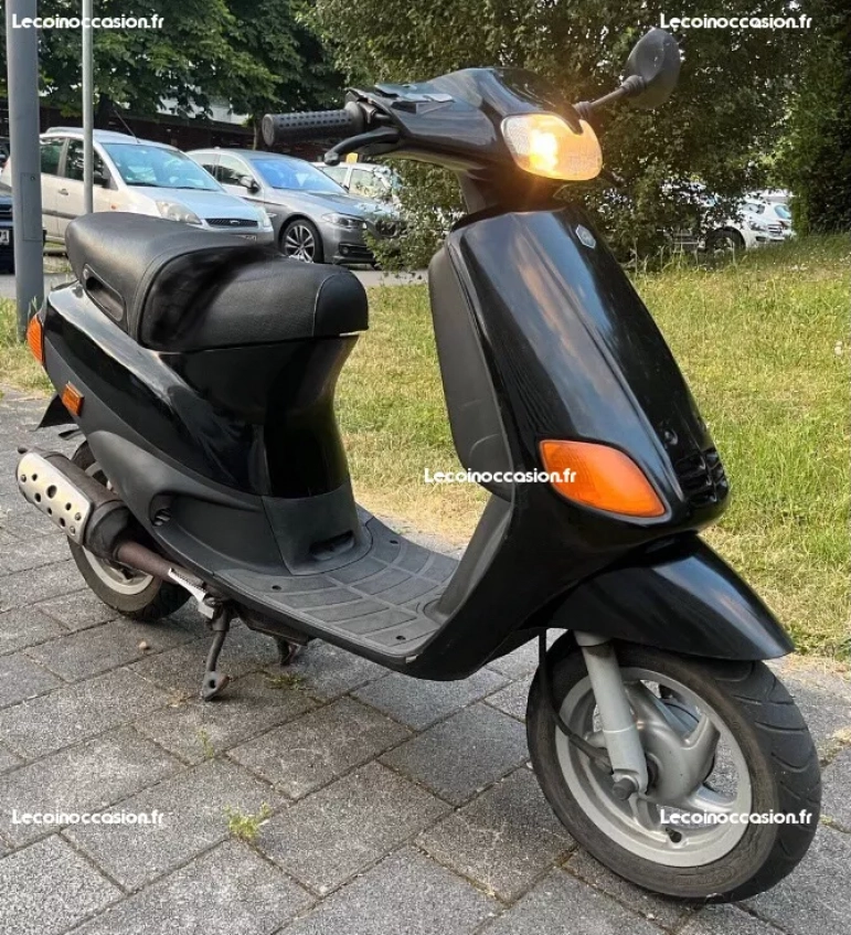 Piaggio Moto Scooter Zip SSL 50